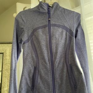 Size 6 lululemon light purple define jacket. Good condition
